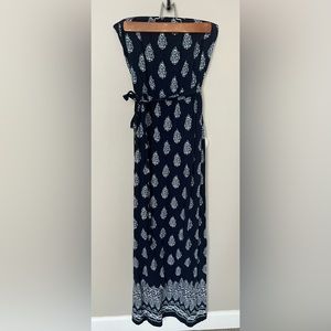 Old navy blue strapless maxi dress